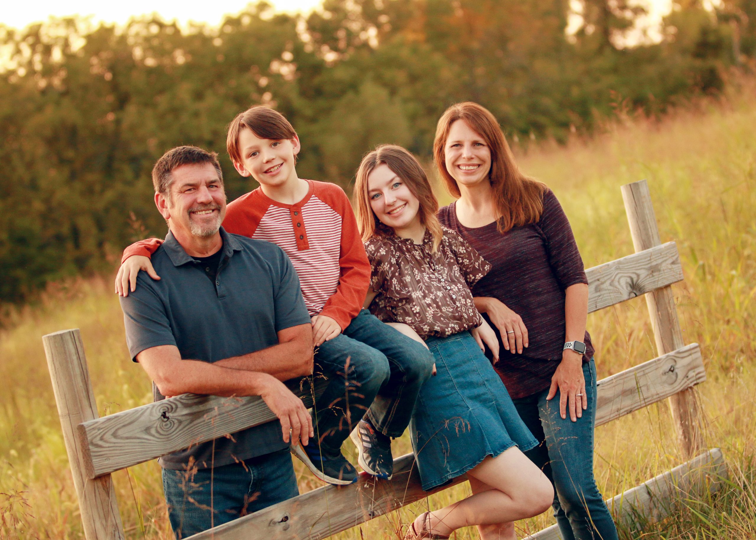 Family pic 2022 2022 TRPG Holiday Card - Sara Mathes